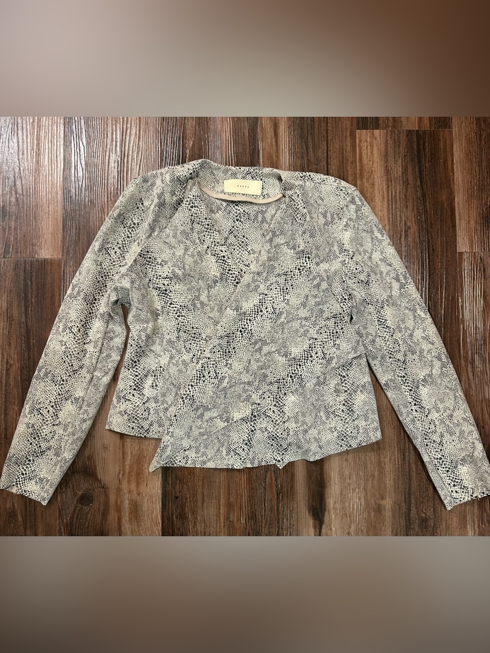 [BLANKNYC] Snakeskin Faux Leather Drape Front Jacket M